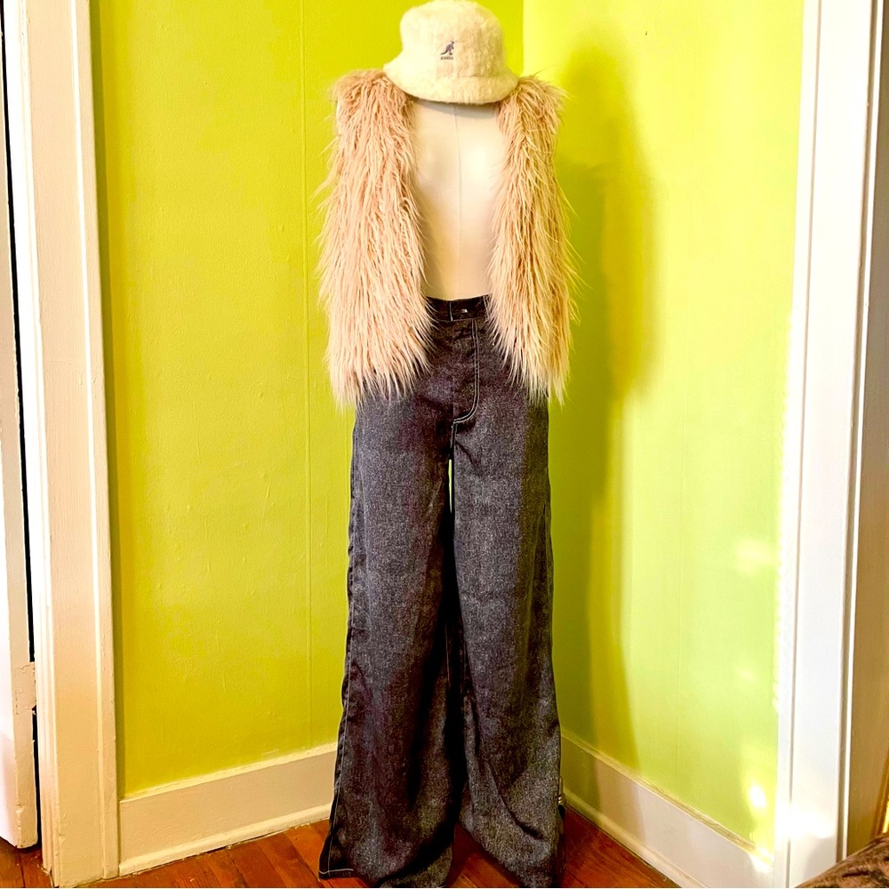 Flowy 90s style fat pants